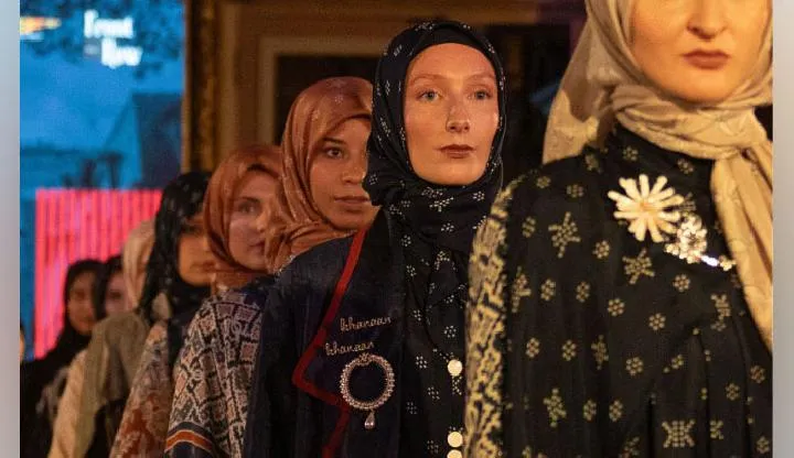 Tren Fashion Muslim 2026 Diproyeksi Menguatkan Identitas Budaya, Wastra Nusantara Kian Disorot
