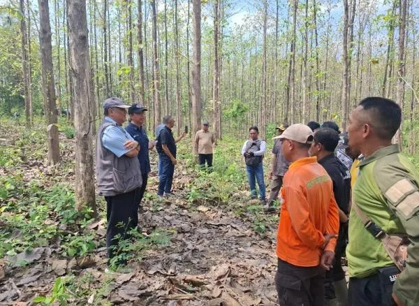 Perhutani Pusat Ikut Patroli Gabungan di KPH Purwodadi untuk Pastikan Keamanan Kawasan Hutan