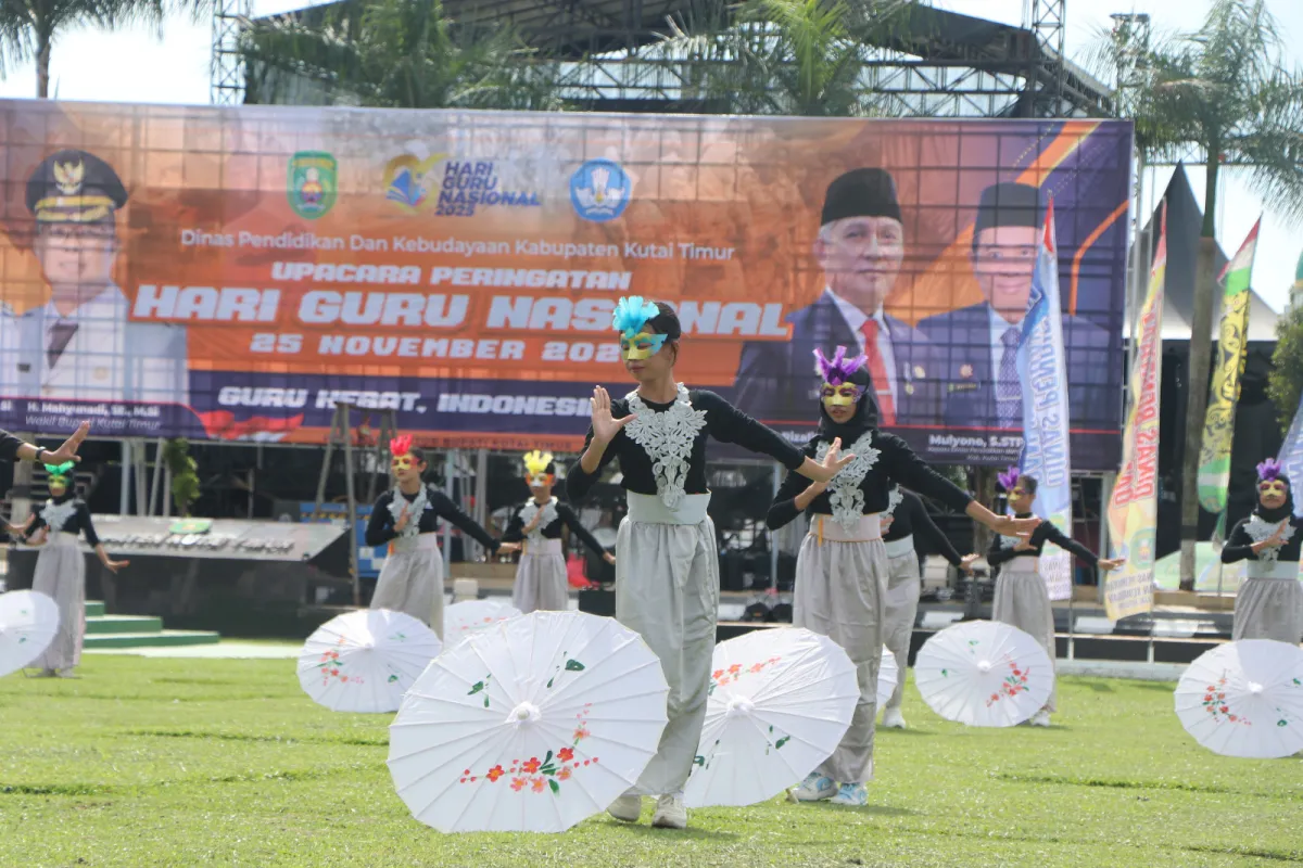 Pertunjukan Seni Meriahkan Peringatan HGN ke-80 di Kutai Timur