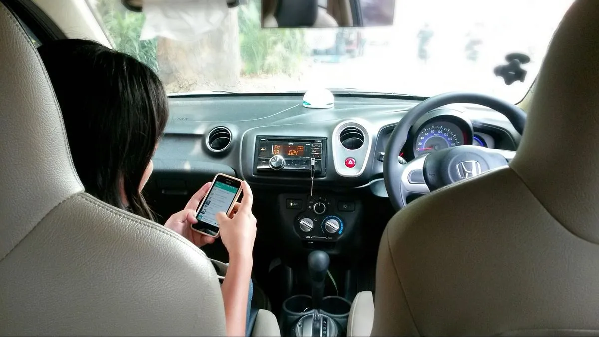 Hemat Baterai dan Kuota Saat Mudik Lebaran 2026: Ketika Ponsel Menjadi Penjaga Arah, Kabar, dan Kesabaran