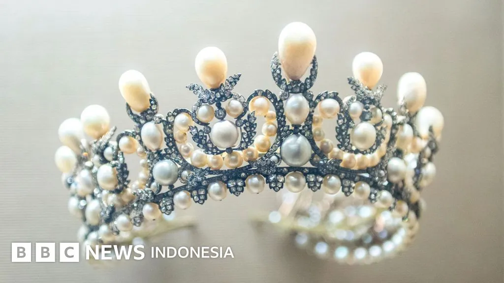 Pencurian Perhiasan di Museum Louvre: Kronologi Tujuh Menit dan Daftar Benda yang Hilang