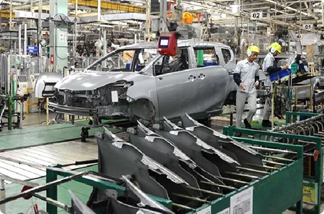 Industri Otomotif Indonesia: Faktor Pendorong, Kontribusi Ekonomi, dan Arah Perkembangan