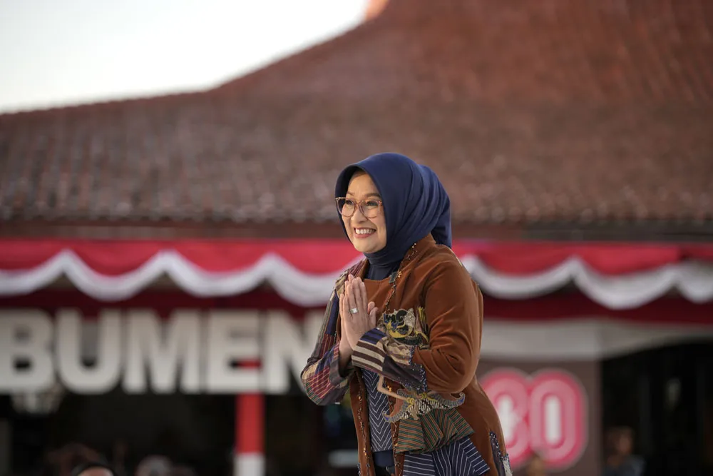 Kebumen Fashion Fest 2025 Dibuka Meriah, Angkat Kebaya dan Karya Desainer Lokal
