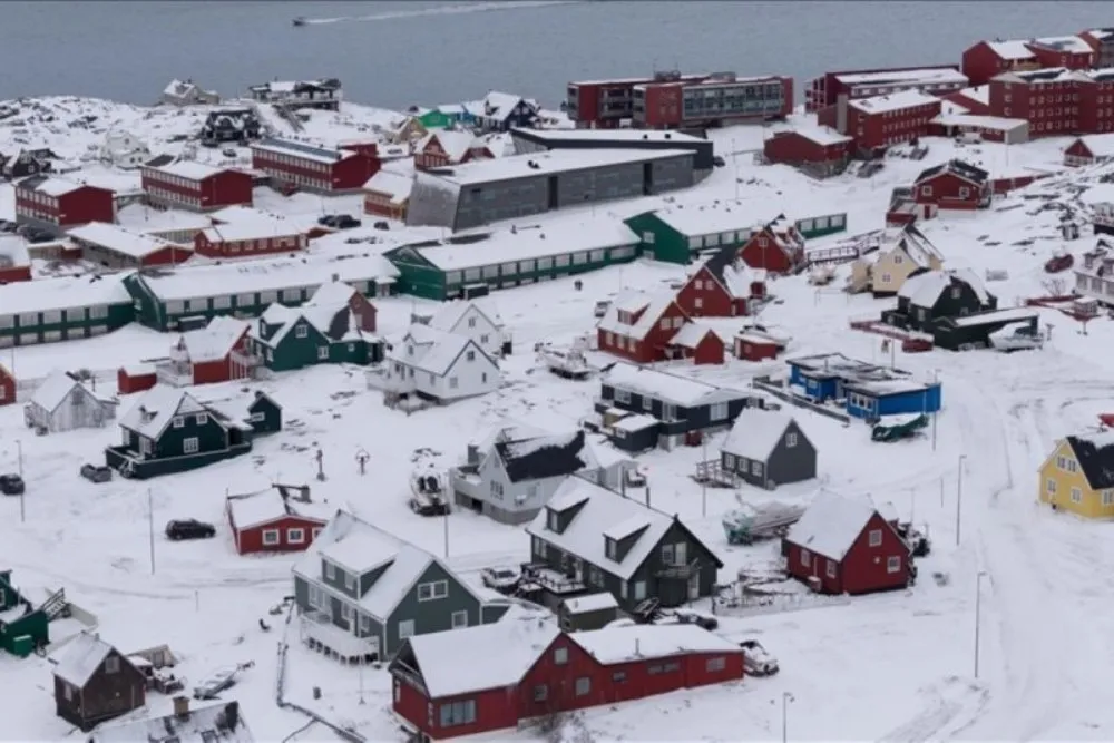 Denmark Tetapkan Kangerlussuaq sebagai Zona Militer Tertutup di Greenland
