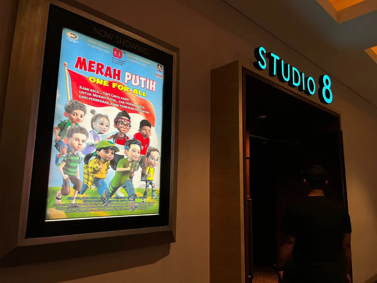 Hari Pertama Tayang di Surabaya, Pemutaran Film Animasi "Merah Putih: One For All" Terpantau Sepi Penonton