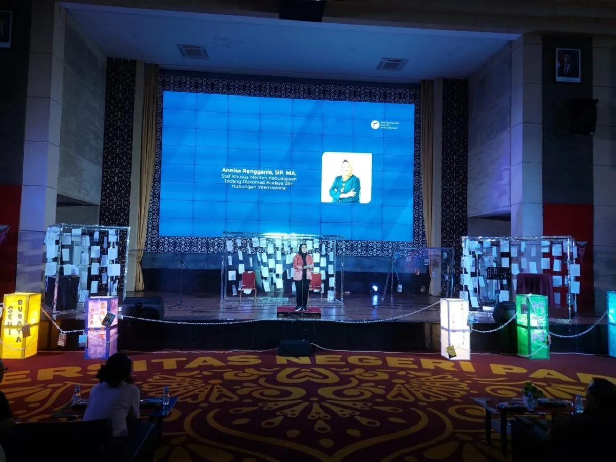 Ribuan Mahasiswa Padati Auditorium UNP, MTN Sastra Kementerian Kebudayaan Digelar di Padang