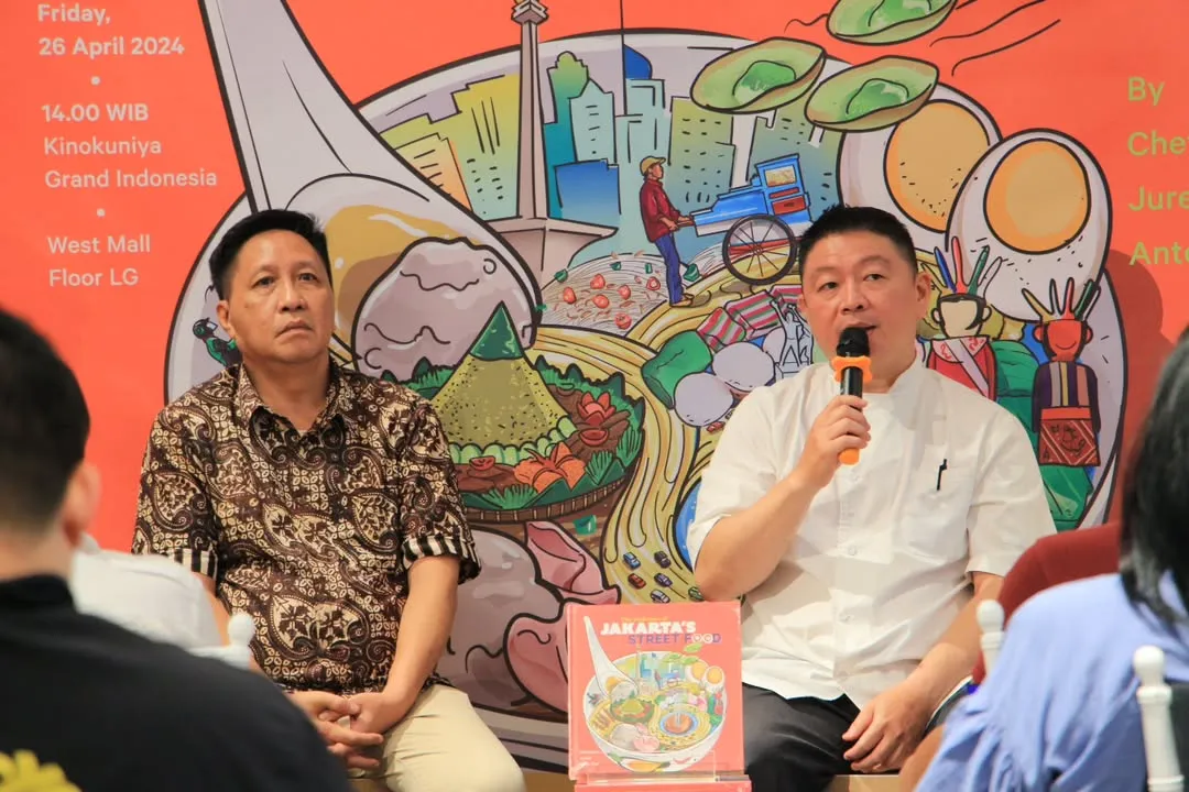 Buku "The Evolution of Jakarta’s Street Food" Raih Peringkat Kedua Dunia di Gourmand World Cookbook Awards 2025