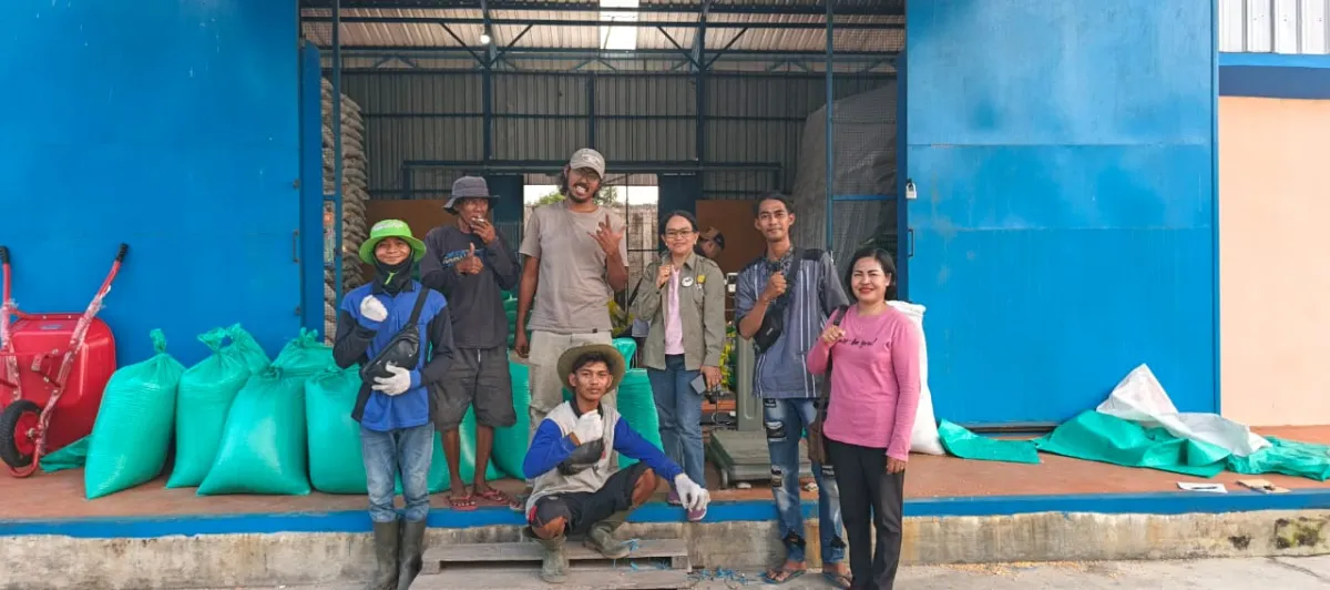 PPL Gunung Mas Kawal Pemasaran Jagung Pipilan Petani ke Gudang Bulog Kuala Kurun