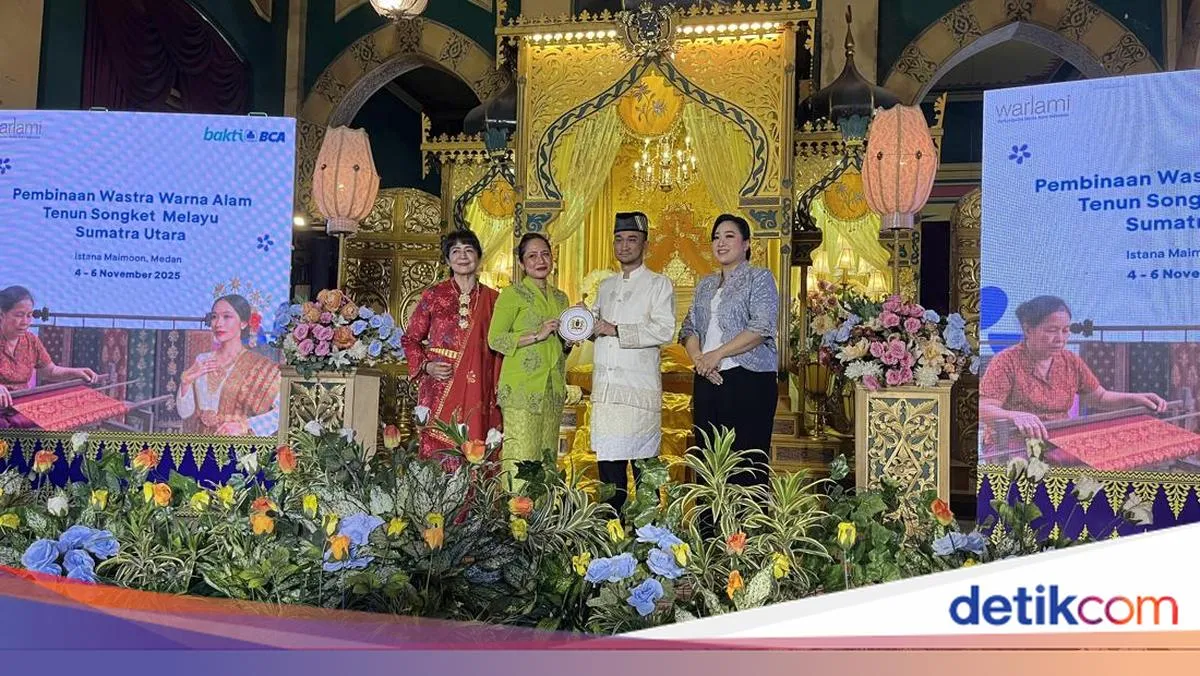 BCA Dukung Pelestarian Budaya Lewat Pelatihan Pewarnaan Alam bagi Penenun Songket Melayu Sumatra Utara