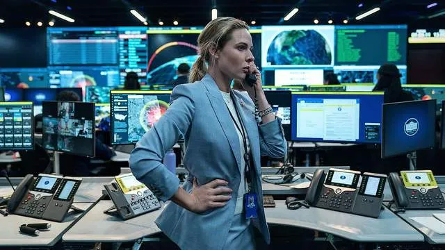 Daftar Tontonan Terpopuler Netflix Pekan Ini: "A House of Dynamite" dan "Nobody Wants This" Musim 2 Pimpin Kategori Inggris