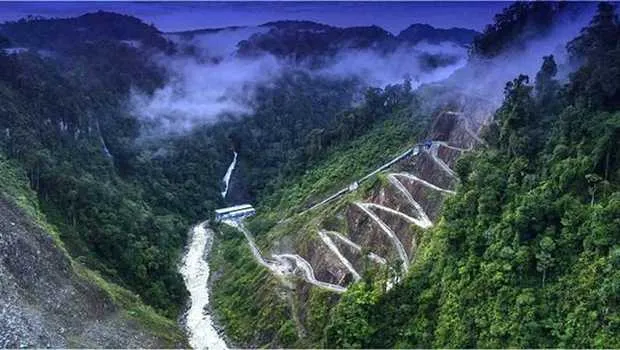 Kencana Energi Kantongi Kontrak Baru US$25 Juta untuk PLTS Tobelo 10 MW