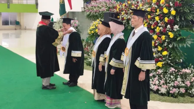 Unissula Kukuhkan Empat Guru Besar Baru, Tiga dari FEB dan Satu dari FAI