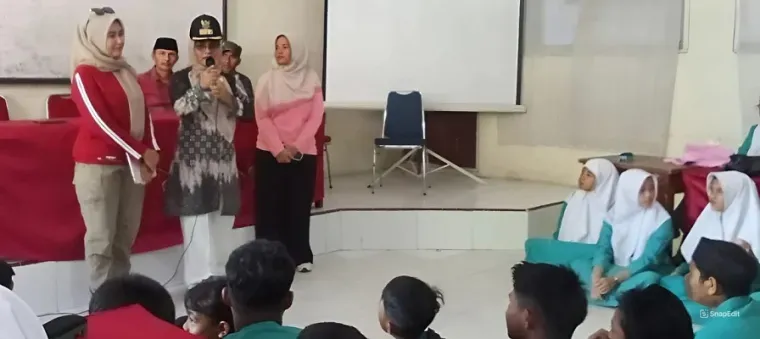 SMPN 7 Sawahlunto Gelar Tausiah dan Sesi Curhat untuk Pemulihan Emosional Siswa