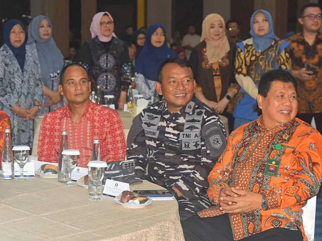 Koarmada II Hadiri FESyar Regional Jawa 2025 di Surabaya, Dorong Penguatan Ekonomi Syariah