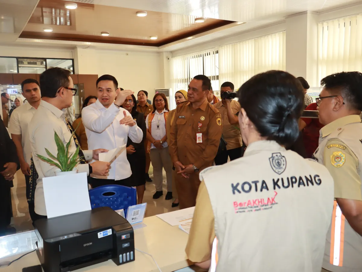 Wamendagri Tinjau MPP Kota Kupang dan Apresiasi Inovasi Pelayanan Publik