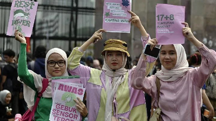 Tuntutan Penghapusan Pensiun DPR Menguat, DPR Tegaskan Pensiun Tetap Mengacu UU