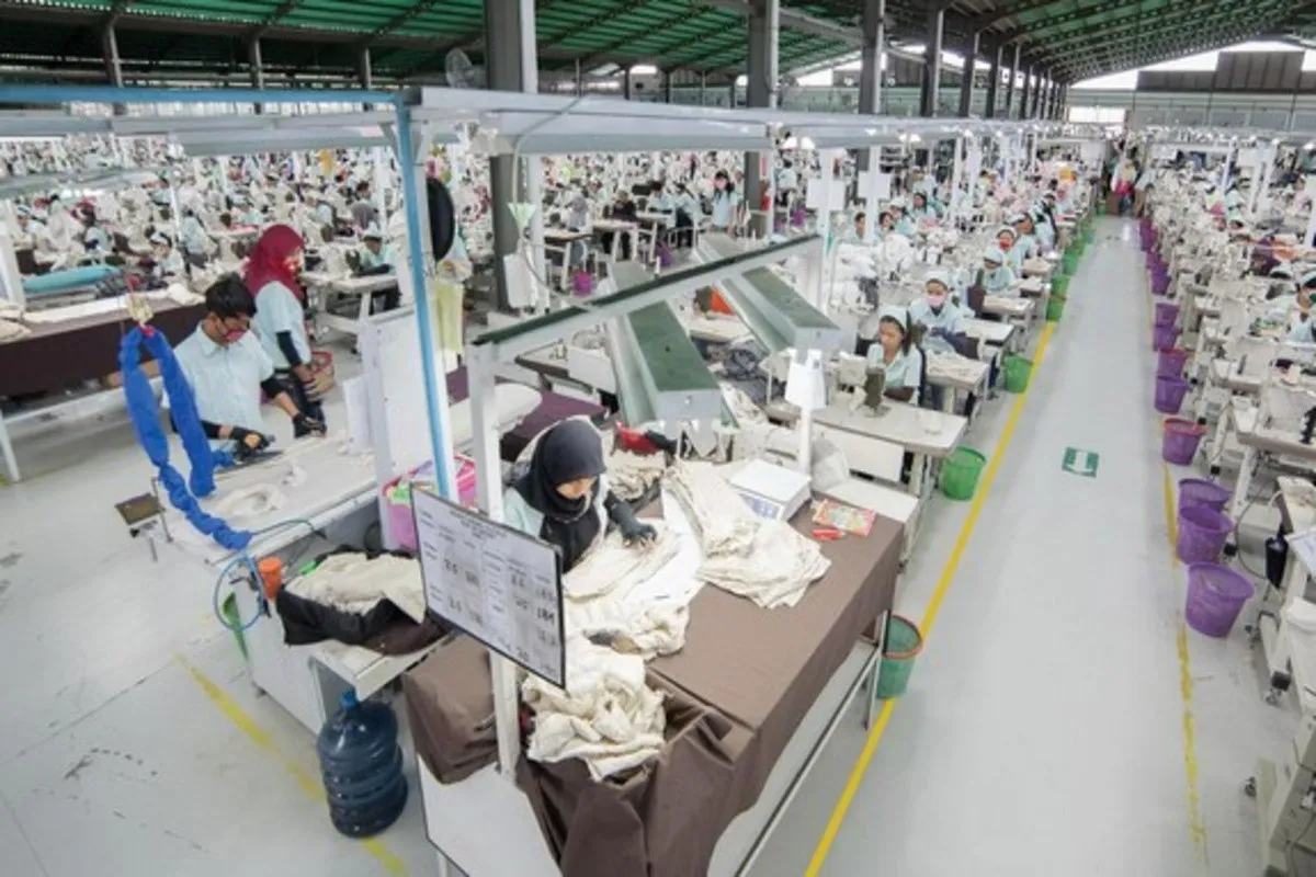 Ekonom: Kelesuan Industri Tekstil Dipicu Masalah Efisiensi hingga Biaya Energi, Bukan Hanya Impor