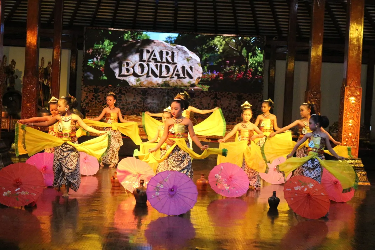 Pergelaran Tari Jawa Tengah di TMII Tampilkan Penari Lintas Usia, Tegaskan Tradisi Tetap Hidup di Jakarta