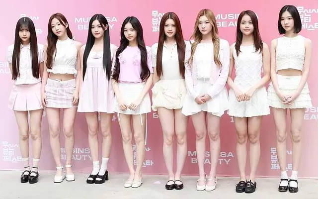 Album "FOCUS" Hearts2Hearts Puncaki Oricon Daily Album Chart di Jepang