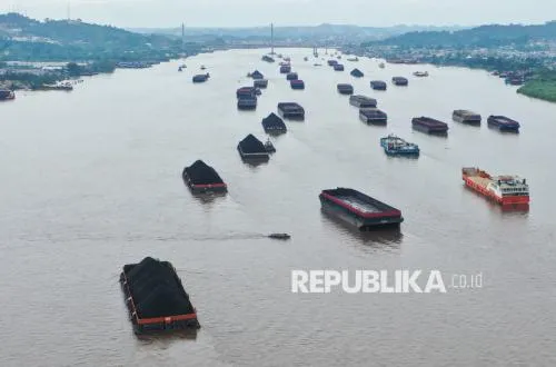 ESDM Targetkan PNBP Minerba 2026 Rp 134 Triliun Meski Produksi Batu Bara dan Nikel Dipangkas
