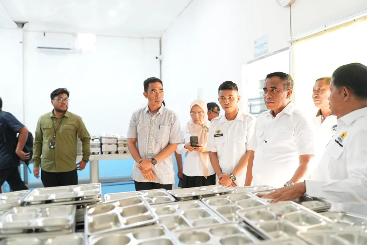Dapur MBG di Loji Parigi Moutong Resmi Beroperasi, Gubernur Dorong Pemenuhan Gizi dan Penguatan UMKM