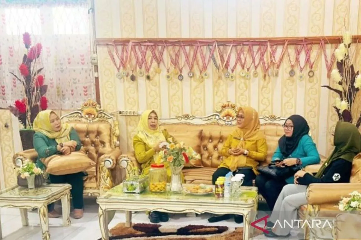 Dinkes P2KB Gorontalo Koordinasikan Edukasi Gizi Serentak di SMA Negeri 1 Kota Gorontalo