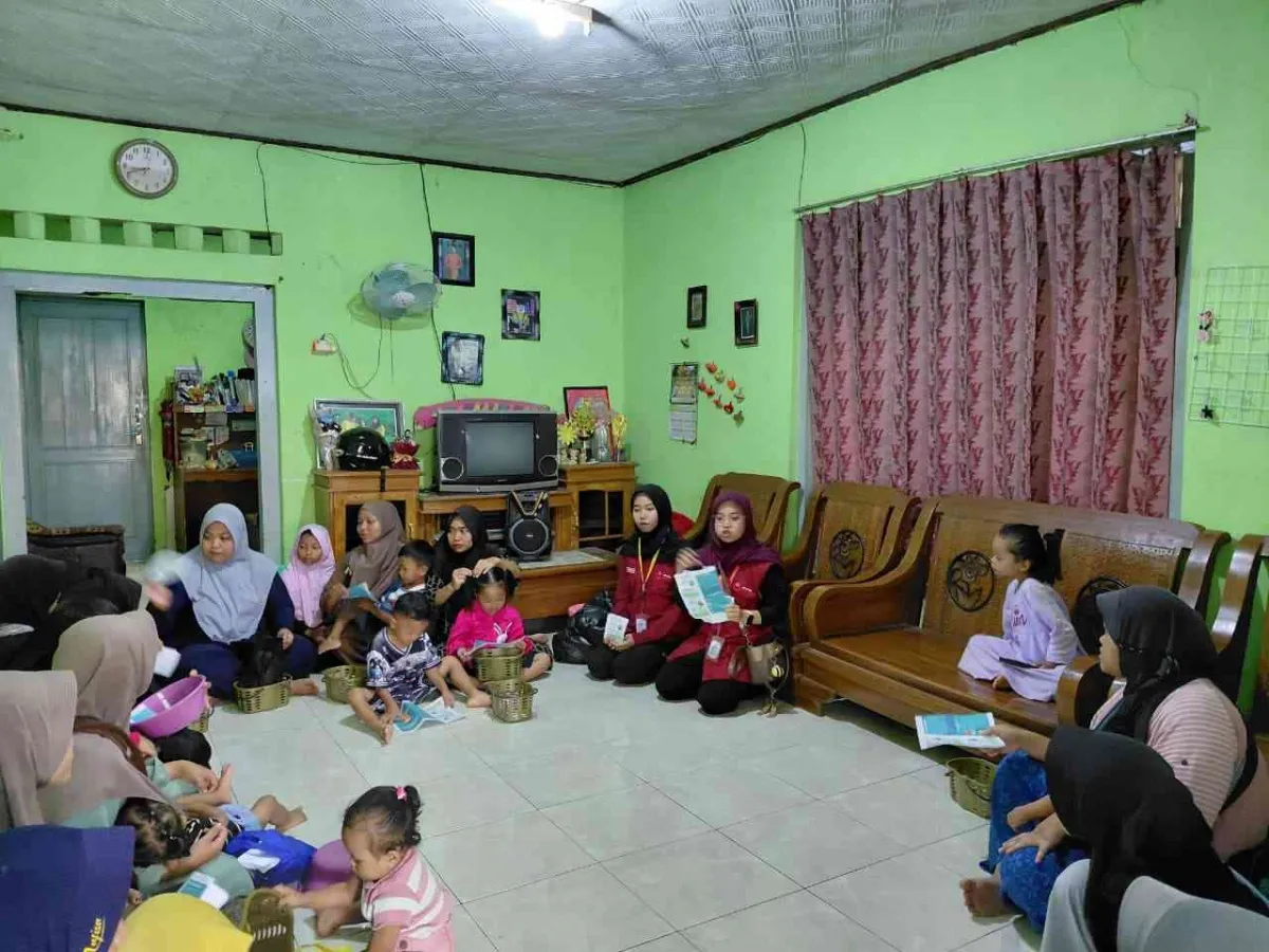 Mahasiswa KKN UPB Edukasi Ibu-ibu RW 01 Negaradaha soal Gizi Seimbang untuk Cegah Stunting