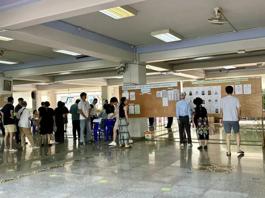 Pemilu Thailand Dibuka, Persaingan Reformis dan Konservatif Berlangsung Ketat