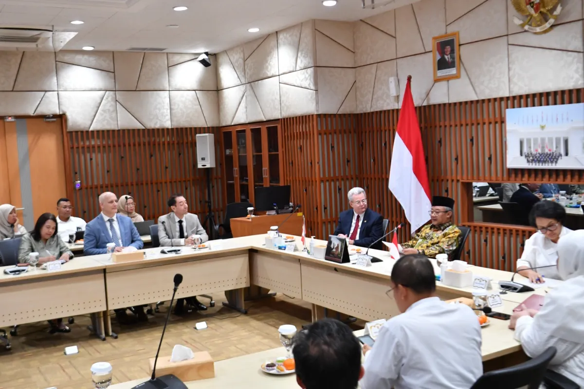 Kemendikdasmen Perkuat Diplomasi Pendidikan lewat Kemitraan UEA–Kanada