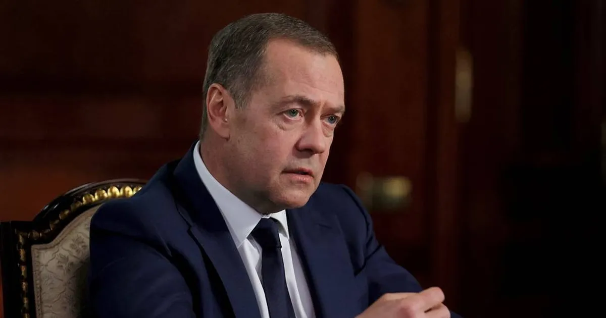 Medvedev: Rusia Tidak Mencari Konflik Global dan Tak Melihat Alasan Gunakan Senjata Nuklir