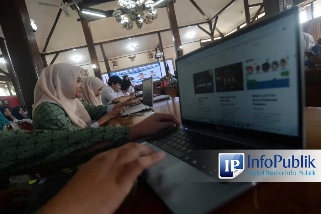 Regulasi Internet Hibrida Dinilai Paling Sesuai untuk Indonesia