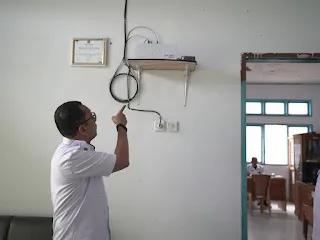 KominfoSS Sulbar Pantau Pemanfaatan Internet SULBAR Digital di Kelurahan Tande Timur Majene