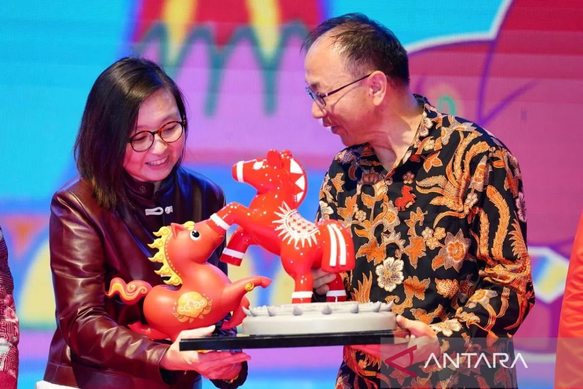 Pertukaran Maskot Kuda Api di Harmoni Imlek Nusantara Jadi Simbol Diplomasi Kreatif RI–Tiongkok