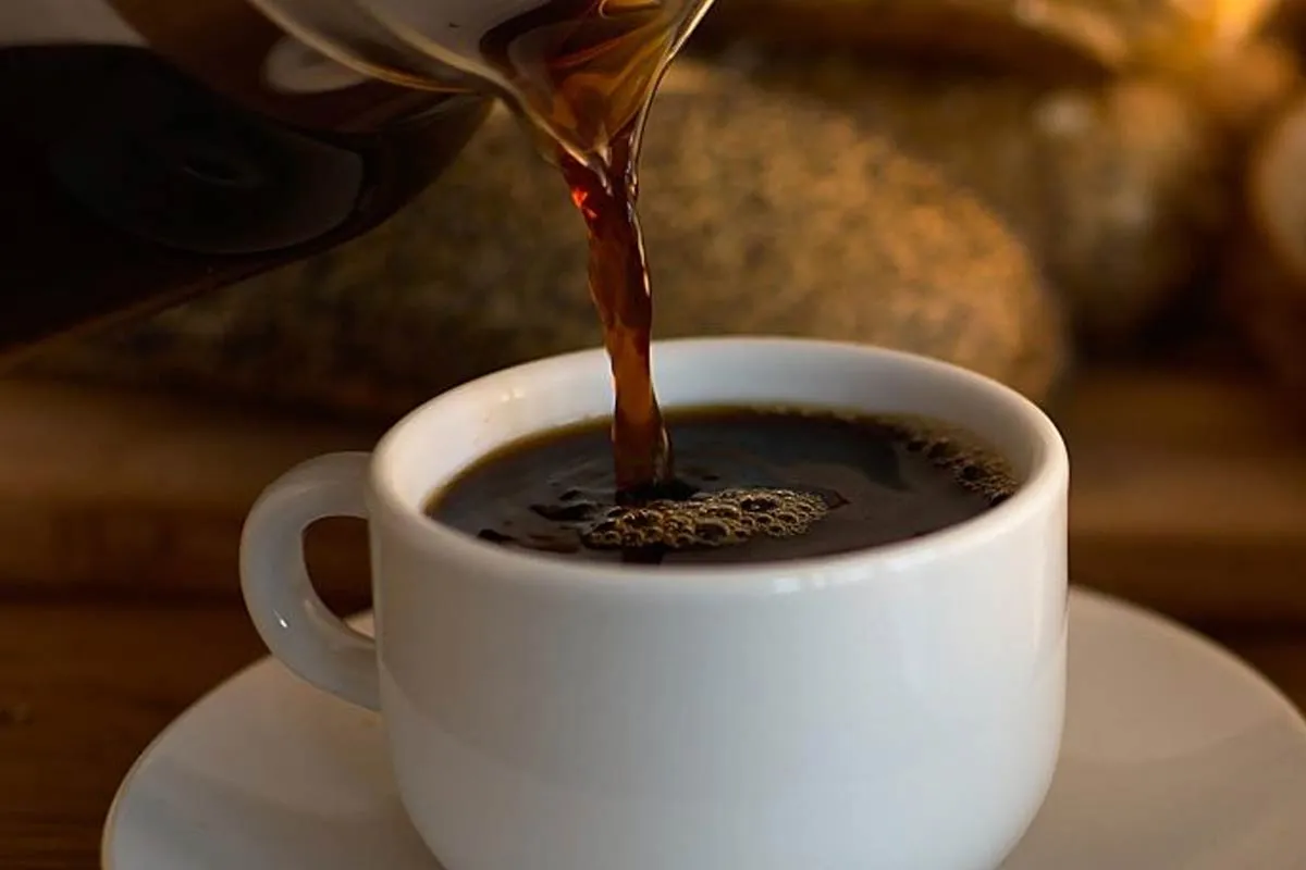 Kopi dan Antioksidan: Dari Kebiasaan Pagi hingga Potensi Manfaat bagi Jantung dan Umur Panjang