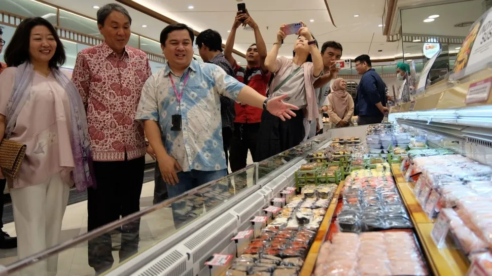 Food Street Bertema Spicy Fusion dan Cheesy Feast Hadir di Aeon Supermarket Pakuwon Mall Surabaya