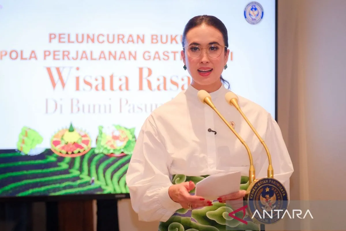 Menpar Dorong Wisata Gastronomi Jawa Barat lewat Buku "Wisata Rasa di Bumi Pasundan"