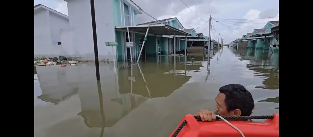 7.608 Warga Kabupaten Bekasi Mengungsi akibat Banjir, Tersebar di 37 Titik