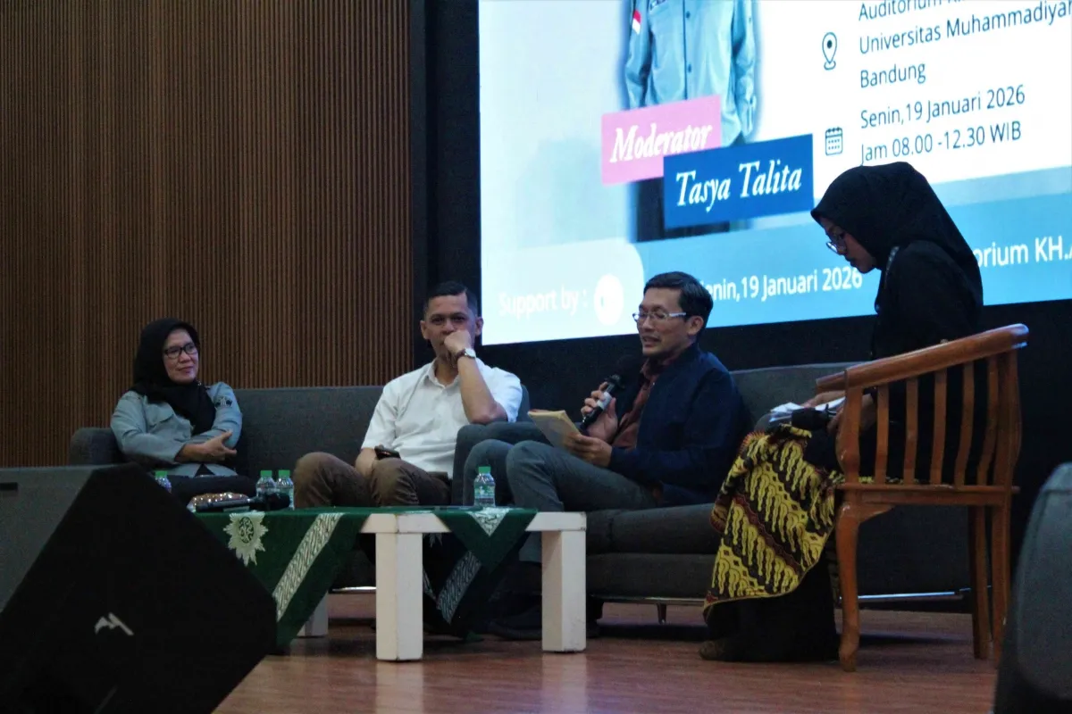 Kuliah Bareng Birokrat di UM Bandung Tekankan Integritas, Konsistensi Kebijakan, dan Kesadaran Hukum ASN