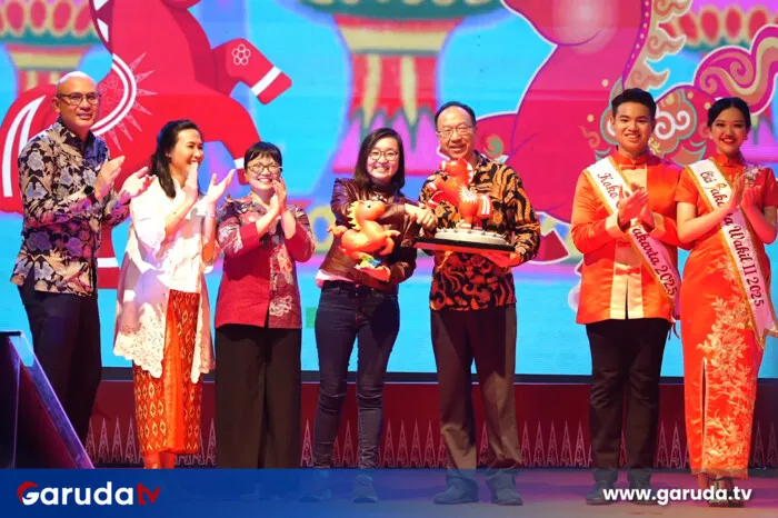 Pertukaran Maskot Kuda Api Warnai Imlek Festival 2577, Indonesia Tekankan Diplomasi Budaya dengan Tiongkok