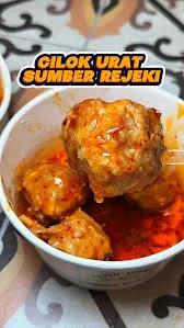 Jalan Moh Toha Cirebon Ramai Jadi Pusat Kuliner Malam, Ini 4 Jajanan Street Food yang Banyak Dicari