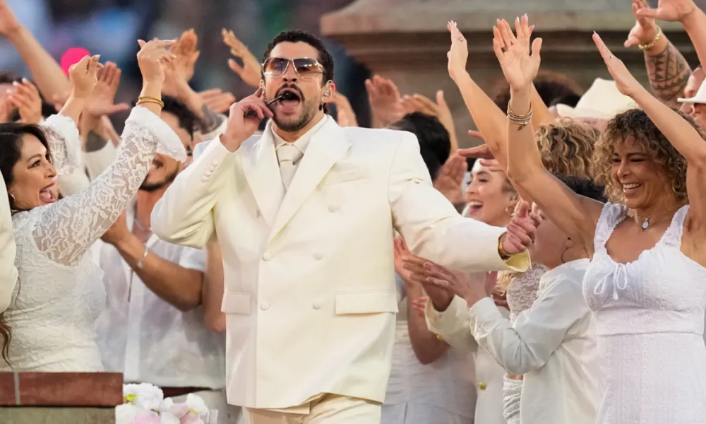 Bad Bunny Curi Perhatian Lewat Halftime Show Super Bowl LX, Gaungnya Meluas ke Ranah Digital