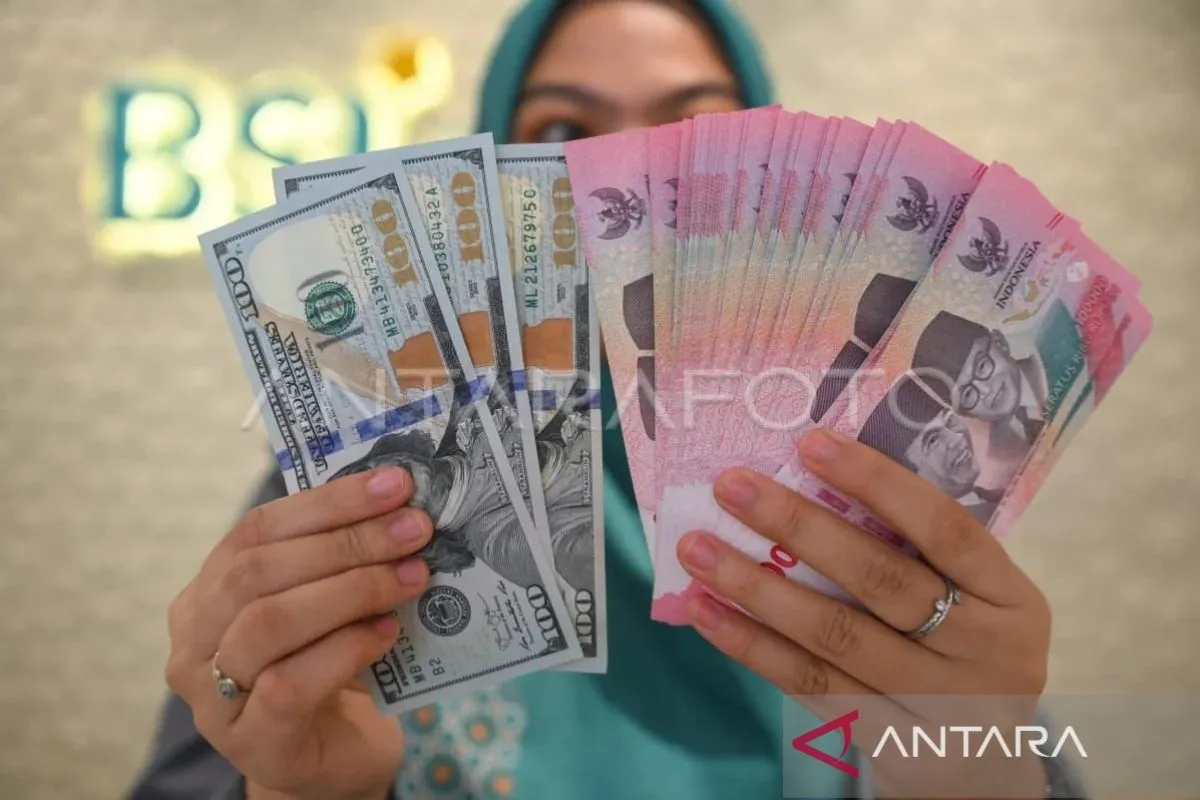 Rupiah Nyaris Rp17.000 per Dolar AS, Pasar Soroti Ujian Koordinasi Kebijakan