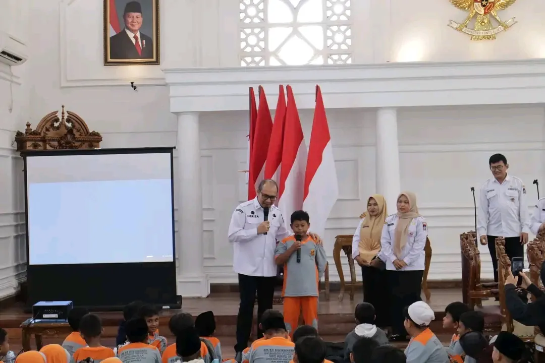 Puluhan Siswa SD Alam Unggul Kunjungi Museum dan Galeri Arsip Statis Kota Padang