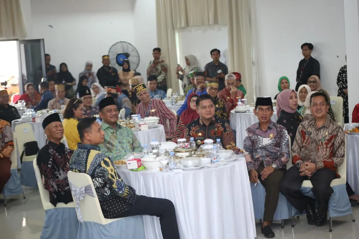 Pemkab Luwu Jamuan Makan Siang Peserta Forum Silaturahmi Keraton Nusantara