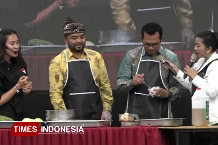 BSFF 2025 Dibuka, Wali Kota dan Wakil Wali Kota Batu Masak Bersama Chef Una