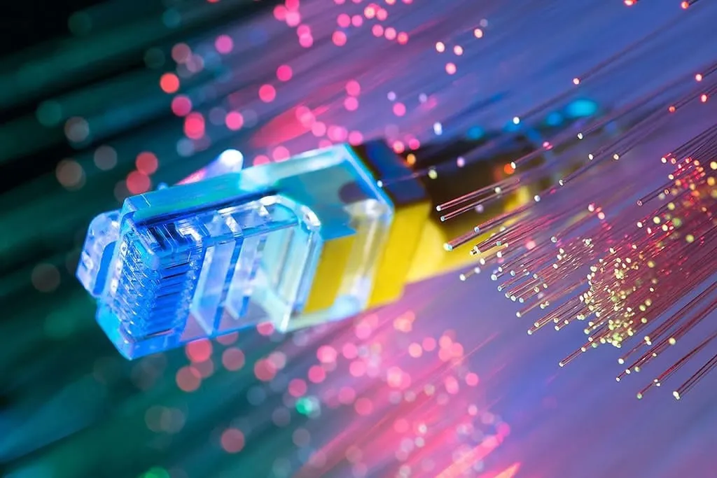 Viettel, FPT Telecom, dan VNPT Naikkan Tarif Paket Internet Kabel Termurah untuk Pelanggan Baru