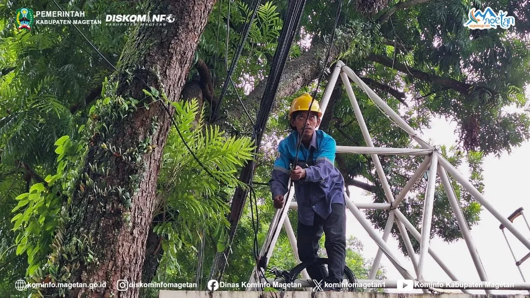 Penyedia Internet Mulai Penataan Kabel di Alun-alun Magetan, Kominfo: Dilakukan Bertahap di Enam Lokasi