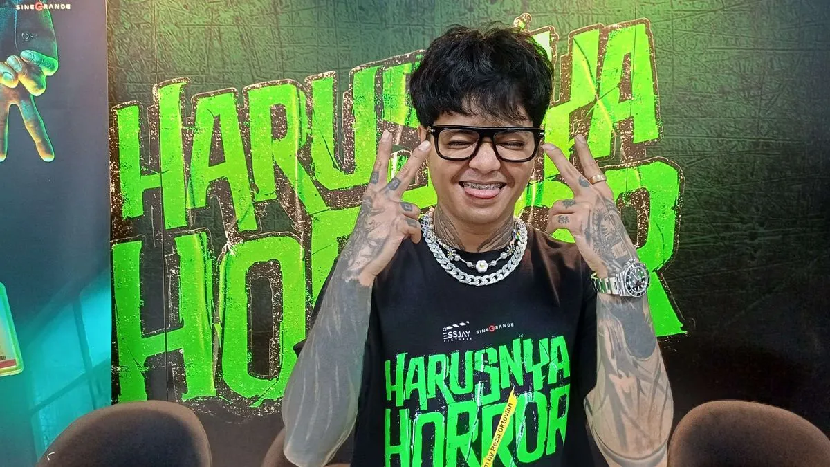 Foto yang Mengklaim Reza Arap Dibawa ke Mabes Polri Disebut Rekayasa AI