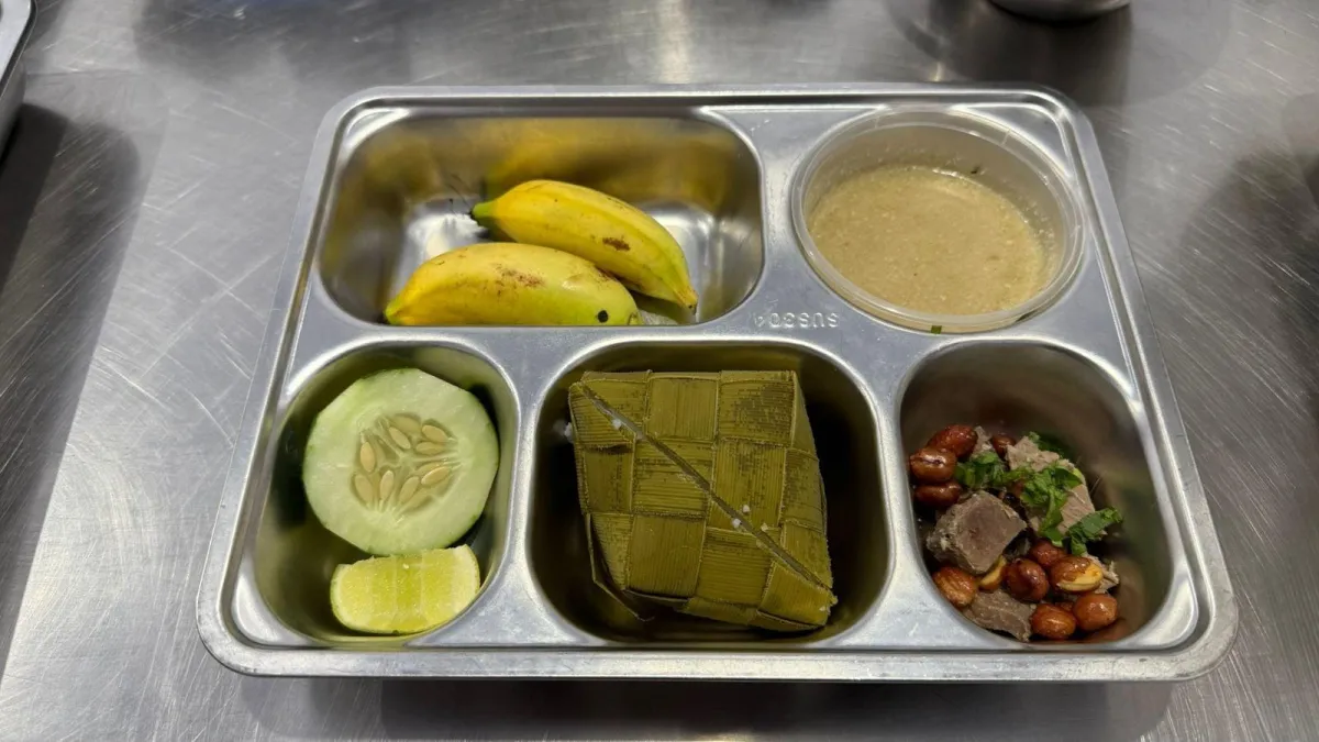 SPPG Mappasaile Sajikan Menu Bervariasi untuk Penuhi Gizi Ribuan Siswa di Pangkajene