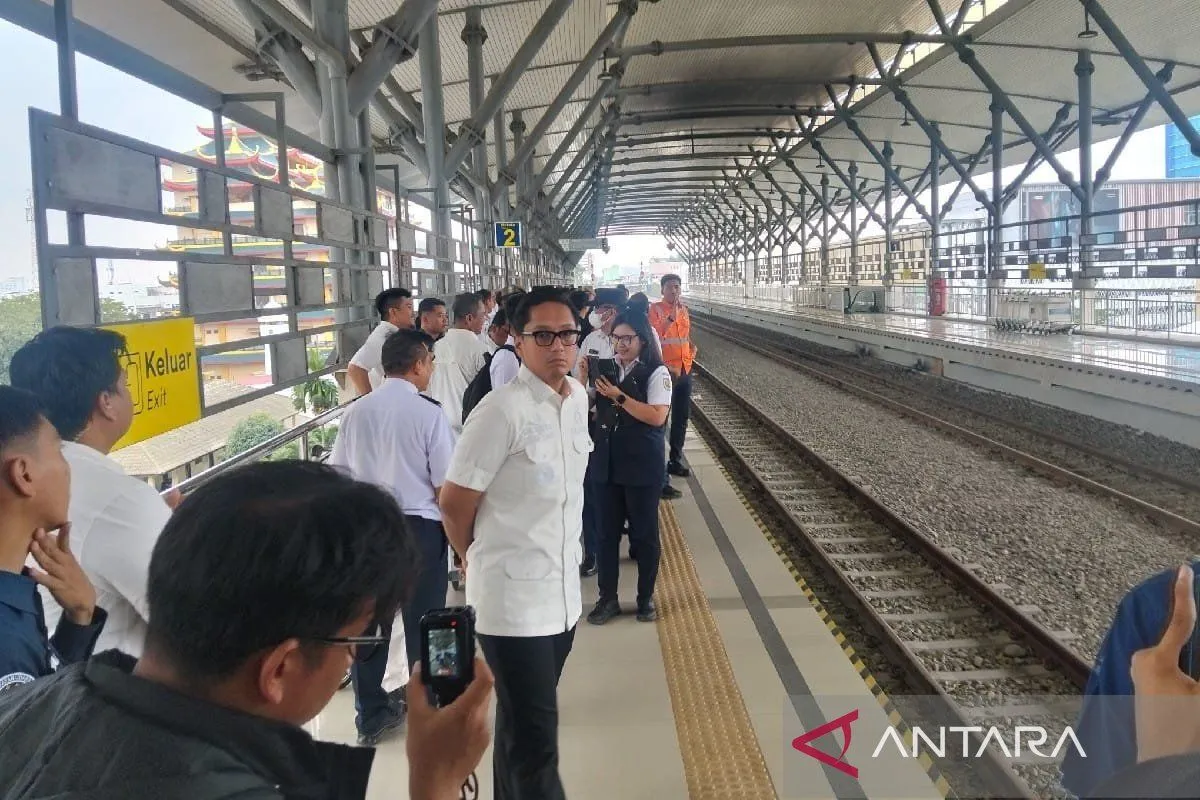 Wali Kota Medan Minta Jajaran Tingkatkan Kualitas Pelayanan Publik Meski Raih Nilai A